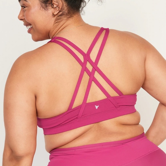 Old Navy Medium Support PowerPress Strappy Sports Bra- white- size 2X - Picture 2 of 2